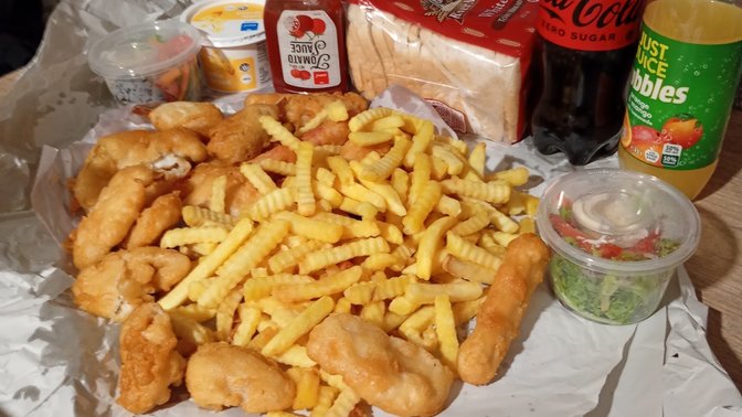 Pirimai Chippy & Serious Burgers
