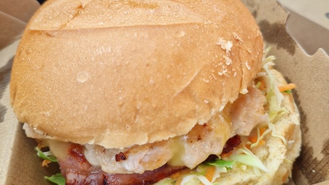 Pirimai Chippy & Serious Burgers