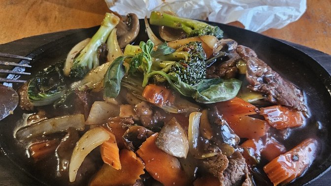 Thai Hutt Restaurant