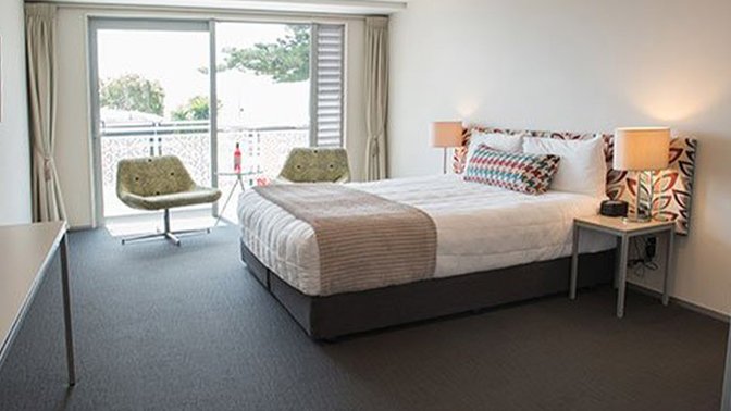 Navigate Seaside Hotel