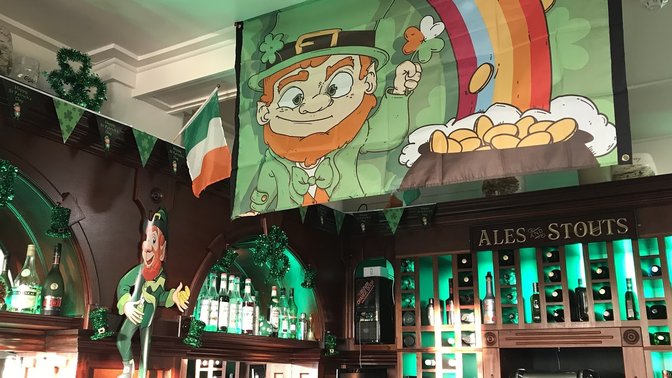 Paddy's Irish Pub