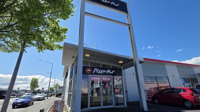 Pizza Hut Hastings West