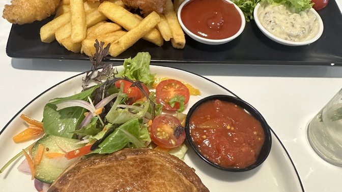 No.5 Cafe & Larder