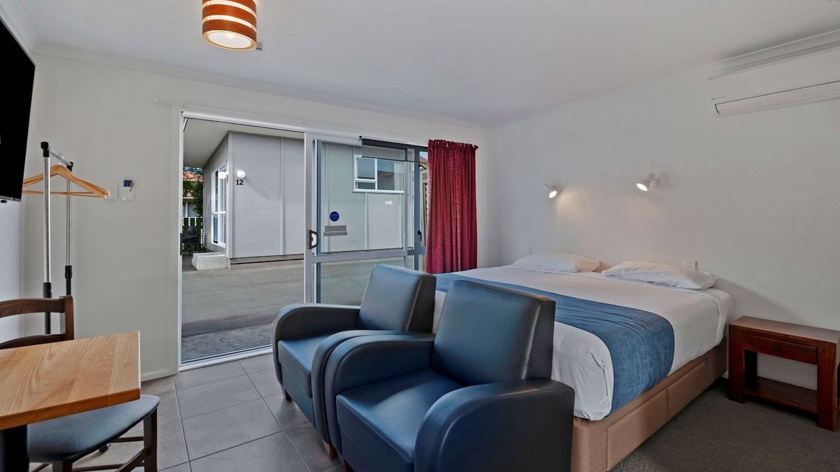 Comfort Inn Westshore Beach