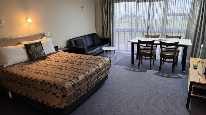 Harbour View Motel on Ahuriri Beach in Napier NZ with sea view suites