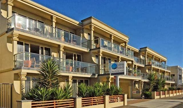 Pebble Beach Motor Inn