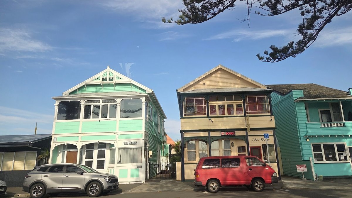 Sea Breeze Bed & Breakfast