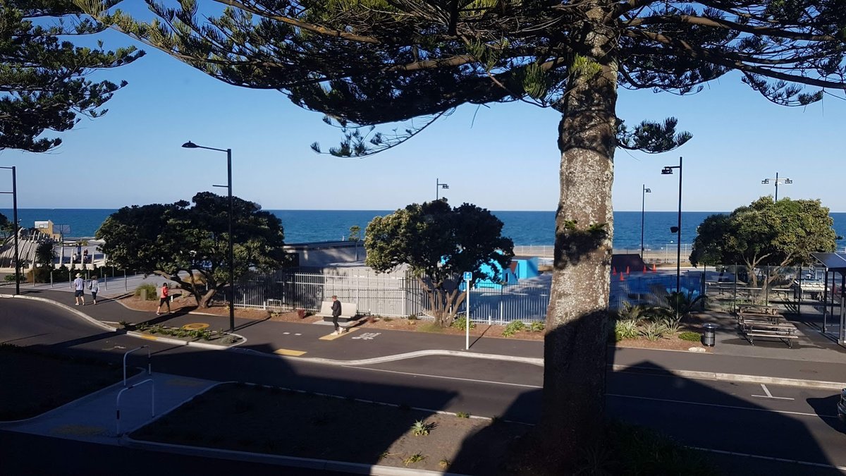 Sea Breeze Bed & Breakfast