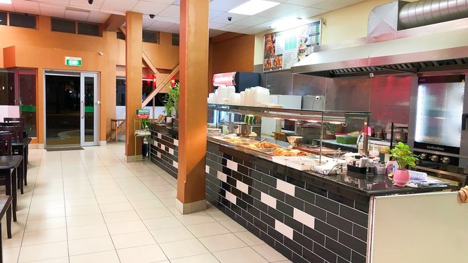 Deli Roast Takeaway And Restaurant