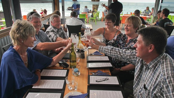 Boardwalk Beach Bar & Bistro