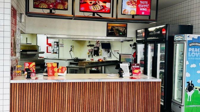 Pizza Hut Napier (South)