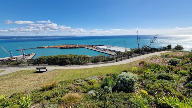 Bluff Hill Lookout
