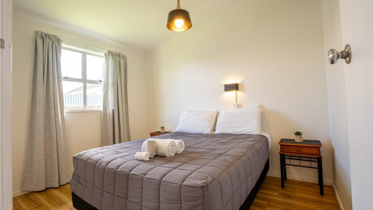 Frimley Lodge Motel