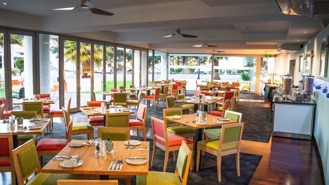 The Curve Restaurant & Bar
