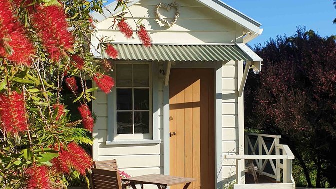 Bluff Hill Bed & Breakfast