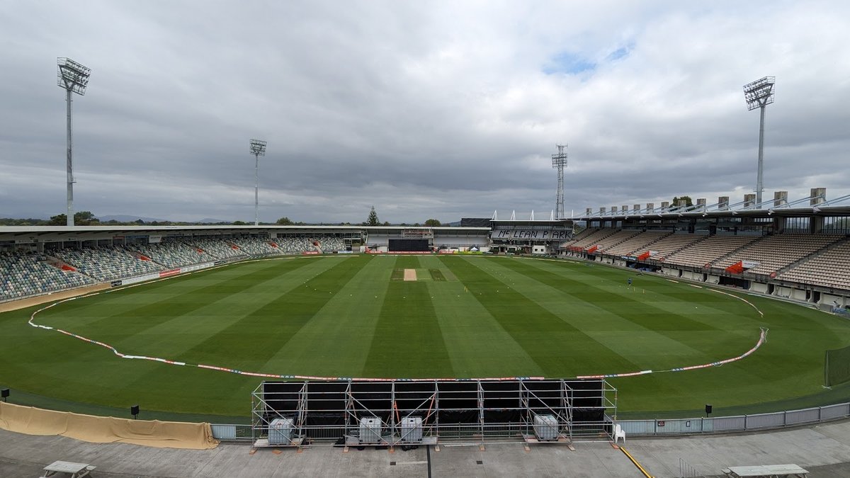 Free Cricket at McLean Park: Central Stags Face Wellington